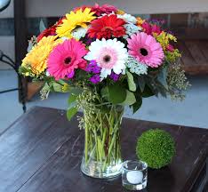 See more ideas about gardening blog, flowers las vegas, garden. Gerbera Daisies In Las Vegas Nv English Garden Florist Las Vegas Gerbera Daisy Gerbera Flower Delivery