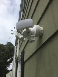 Even without the floodlights shining light on the area at night, this camera will be able ring floodlight installation. Review Maximus Camera Floodlight With Kuna Ai Secures Homes Gearbrain