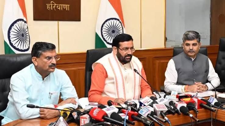 हरियाणा में नई औद्योगिक नीति लॉन्च, 55 हजार करोड़ रुपये का आएगा निवेश; 5 लाख लोगों को मिलेगी नौकरी - new industrial policy launched in haryana investment of rs 55000 crore will