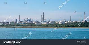 157 Fawley Refinery Images, Stock Photos & Vectors | Shutterstock