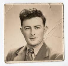 Can someone restore old family photo?