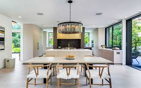 7631 Willow Glen Rd Los Angeles Ca 90046 Zillow Kitchen Remodel Zillow Dining Area