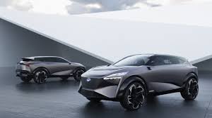 Nissan Imq Concept Gives Us A Glimpse Of Its Future Crossovers Carscoops Nissan Geneva Motor Show Concept