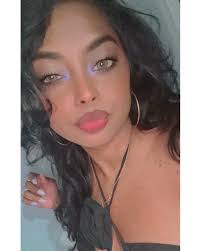 Passenger princess? Please. Today I'm the one doing the overtaking. 🏎💅 .  . . . #gokarting #anotheradventure ##livinglife #needforspeed  #bajaamusements