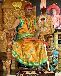 IGWE OF NNEWI. (Nigerian Kingdoms Series) History tells us that Nnewi was founded by a certain Mmaku late in the 15th century. He had a son named Ikenga who in turn had