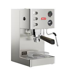 Looking for the best coffee maker with grinder and frother, don't worry we'll help you out finding the best coffee maker that fulfills all your cravings of creamy latte, macchiato, flat white, espresso, cappuccino, and more in no time.but before we jump on that you must know what types of coffee makers are best to use; Professional Espresso Coffee Machines For Home Lelit