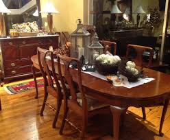 Put together a dining room set that expresses your style, or stop by a design center and let an ethan allen designer put one together for you. Dine Like A Queen The Curious Peddler
