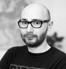 30 sub 30: De la două parale la doi pași