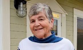 Kathy Leighton's Instagram, Twitter & Facebook