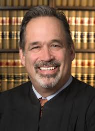 Robert Schieber's Instagram, Twitter & Facebook