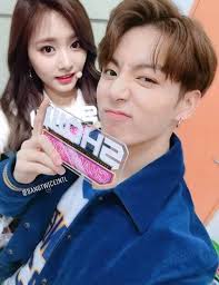 Jungkook showed this sign few in his whole life. Tzukook Story Home Facebook