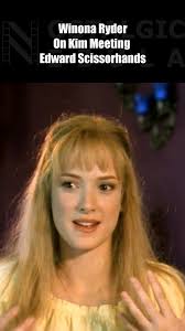 Winona Ryder discussing her character Kim meeting Edward Scissorhands. , 🎞  Edward Scissorhands (1990), ✒ Tim Burton, 🎬 Tim Burton, Caroline Thompson,  🎥 Johnny Depp, Winona Ryder, Dianne Wiest, Anthony ...