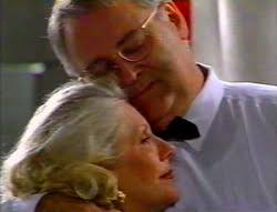 Neighbours Episode 3113 from 1998