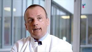 Prof. Dr. med. Raphael Guzman