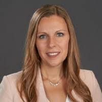 Lisa Karpinski's Instagram, Twitter & Facebook