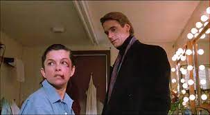 #dead ringers #deadringers #david cronenberg #genevieve bujold #geneviève bujold #jeremy irons #horror #body horror. Dead Ringers 1988