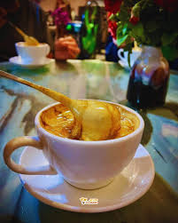 hidden cafe in Hanoi ...