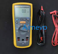 Fluke 1508 digital High voltage/insulation resistance meter with leads