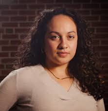 A standing ovation to the Warner Theatre from your very grateful audience.  Bravo!