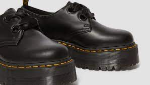 In this video i show you the different ways i like to style my dr marten 8053 quad platform oxfords. Dr Martens Holly Leather Platform 160 Dm25234001 Shooos De