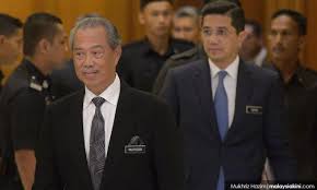Jumlah kerusi parlimen mengikut parti. Malaysiakini Muhyiddin Ada Majoriti 2 Kerusi