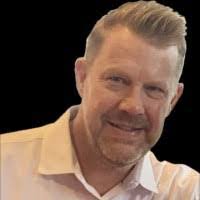 Lorraine Madsen's Instagram, Twitter & Facebook