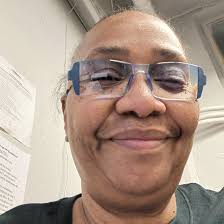 NEWARKERS 😃 WESTSIDE HIGH NEWARK LET'S SEE THE HANDS OF THE GRADUATES🤚 OR  THE ONES JUST ATTENDED🤭 BETWEEN THE YEARS 1970 THROUGH 1974 WHO ATTENDED  1975 THROUGH 1979 1980 THROUGH 1984 👍 WHAT Y'ALL CALLED YOURSELF?