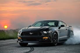 Watch A Challenger Hellcat Race A 774 Hp Hennessey Mustang Ford Mustang Gt 2015 Mustang Ford Mustang