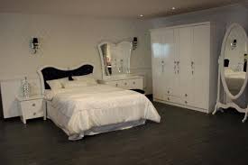 تناتل Tanatel On Twitter Azkralla2014 كريستال غرفه مفردة بخمس قطع بتصميم مميز يلبي اذواقكم متوفرة بعدة الوان من المخامل بـ ٦٢٠٠ ريال Http T Co Dbflnyvtl4