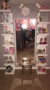 And while covering the walls and doors with images of favorite actors, musicians and video games is tempting, especially when it's a teen boy's décor where's talking about, there are other, more. Pin On Baddie