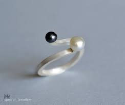 Black And White Pearl Rings Silver Double Pearl Ring Black And White Pearl Ring Sterling Silver Adjustable Ring Pearl Minimalist Statement Ring Black Rings Pearl Ring Sterling Silver Rings