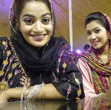 Anika Gill's Instagram, Twitter & Facebook