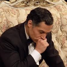 Who produced “Sólo Me Falta Un Amor” by Elias Ajit?