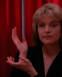 meanwhile… loved loved making this twin peaks tribute for julia! thank you  for your trust & good company :-) ❣️ . . #handpoketattoo #brooklyntattoo  #twinpeakstattoo #handpoked