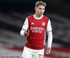 Emile smith rowe (born 28 july 2000) is a british footballer who plays as a central attacking midfielder for spanish club sevilla fc. Emile Smith Rowe Arsenal Star Urged To Rise To Challenge Of Competing With Martin Odegaard 247 News Around The World