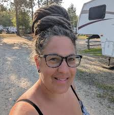 C'EST SOIR DE PREMIÈRE 🎉 Les tests de sons sont fait ✓ le soleil est  sorti. La soirée promet d'être merveilleuse 😍 Amphithéâtre Cogeco