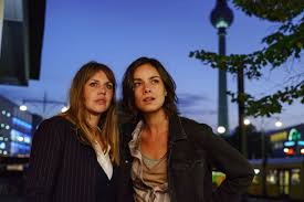 Felicitas woll grew up in harbshausen (hesse). Berlin Berlin The Movie Deutschland 2020 Frankfurt Tipp