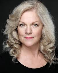 Gillian Munro's Instagram, Twitter & Facebook