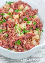 Corned Beef And Potato Casserole Panlasang Pinoy Recipe Corned Beef Recipes Canned Corned Beef Beef And Potatoes