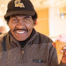 It doesn't get any sweeter than Bobby Rush turning another year older while  still sharing his blues with the world. Please join us in wishing him a  Happy Birthday! — Bobby Rush