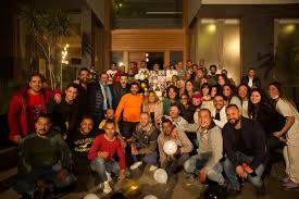مسلسل حرب أهلية وبعد خروجه من النيابة، يذهب باسل خياط يوسف إلى منزل يسرا مريم، ويخبرها بأنها كانت على حق في وجهة نظرها تجاه فريدة أروى جودة، ويطلب منها ان تسامحه، مؤكدا أن أروى جودة هي من وراء كل ما جرى، وأنه سوف يقوم برد المستشفى لها، في محاولة لخداعها من جديد. ÙŠØ³Ø±Ø§ ØªÙØ§Ø¬Ø£Øª Ø¨Ø¬Ù…ÙŠÙ„Ø© Ø¹ÙˆØ¶ ÙÙŠ Ø­Ø±Ø¨ Ø£Ù‡Ù„ÙŠØ© Ø¨Ø§Ø³Ù„ Ø§Ù„Ø®ÙŠØ§Ø· Ù…Ù‡Ù†ÙŠ ÙˆÙŠØ­ØªØ±Ù… Ø¹Ù…Ù„Ù‡ Ø¨ÙˆØ§Ø¨Ø© Ø§Ù„Ø´Ø±ÙˆÙ‚ Ù†Ø³Ø®Ø© Ø§Ù„Ù…ÙˆØ¨Ø§ÙŠÙ„