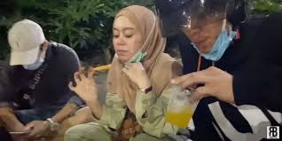 Berapa usia (tanggal lahir) rizky billar? Mx1msqfrhqjntm
