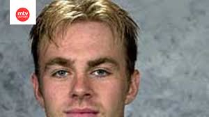 Hyökkääjä Ben Eaves Bluesiin