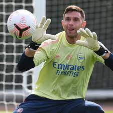 Arsenal goalkeeper, emiliano martinez, has confirmed his exit from the emirate in a farewell message to the club's fan. Emiliano Martinez Not In Arsenal Squad And Brighton Join Race To Sign Him Arsenal The Guardian