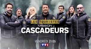 Selon l'organisation mondiale du tourisme/onu en 2017, les chinois ont été les touristes les plus dépensiers (258 milliards de dollars us, près du double des 135 milliards de dollars dépensés par les américains en 2017). Les Touristes Claude Cartman Booder Lola Dubini Camille Cerf Et Florent Peyre En Mission Cascadeurs Ce Soir Sur Tf1