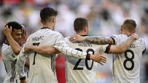 Gol leon goretzka bawa jerman ke babak 16 besar. 8jebe5ijqiqqjm