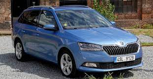Det er hverdagen, der er i fokus, når skoda konstruerer nye biler. Prettig Pretentieloos Test Skoda Fabia Combi Autointernationaal Nl