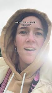 Amy Peak's Instagram, Twitter & Facebook