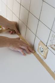 Repeindre Le Carrelage D Une Credence De Cuisine Repeindre Carrelage Repeindre Cuisine Peinture Carrelage Cuisine