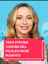 Tara Winston's Instagram, Twitter & Facebook